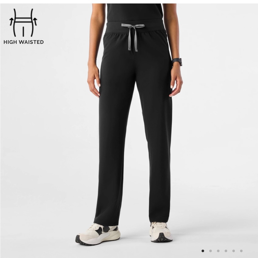 Women’s Figs Livingston Scrub Pant Size M